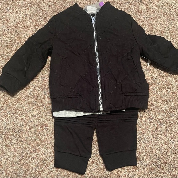 Boys Outfit Set size 12 months - Picture 4 of 4